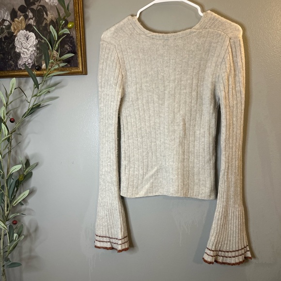 Free People Yak Wool Blend Ribbed Bell Sleeve Sweater XS Boho Balletcore Fitted - Picture 7 of 7